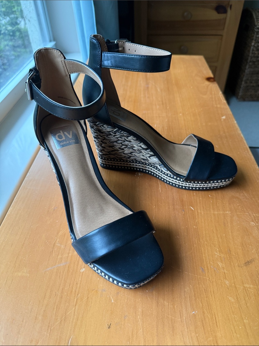 DV by Dolce Vita Black Espadrille Ankle-Strap Wedges size 81/2